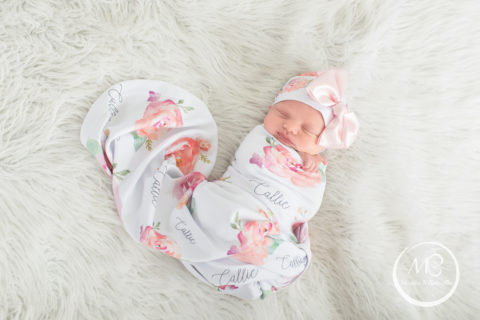 A Great Baby Blanket and Headband Set 